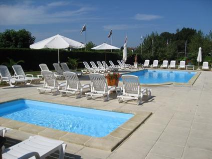 La Ferme Des 4 Chenes Hotel Urt Ngoại thất bức ảnh